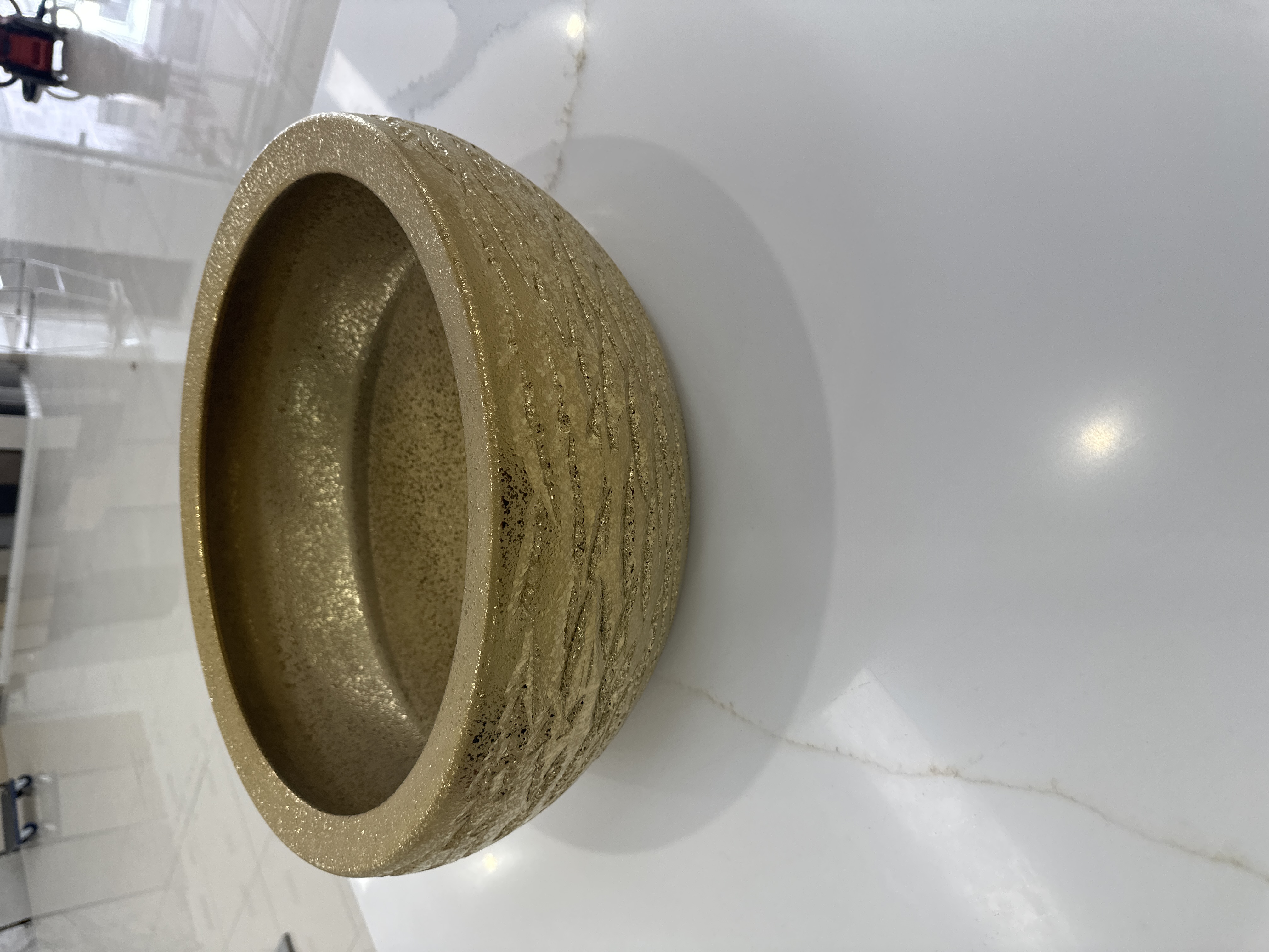 Matt Gold Slip Edge Look Basin - Basin